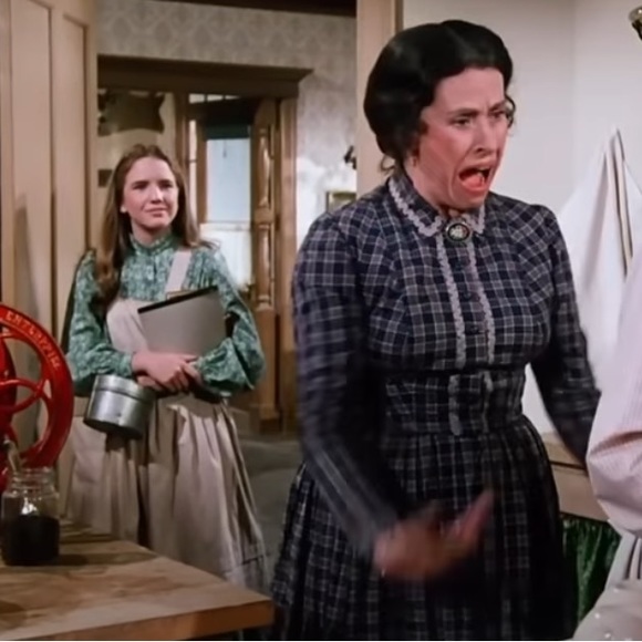 Gunne Sax Is Back - Picture 7 of 9